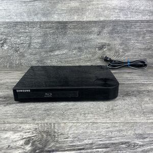 Samsung BD-F5700 Blu Ray DVD Player Media Wifi Streaming HDMI No Remote